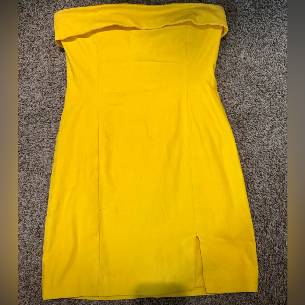 Mini Yellow Strapless Dress